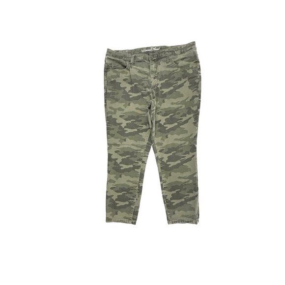 Universal Thread High Rise Skinny Crop Women's size 16 Green Camo Denim jeans - Picture 1 of 4